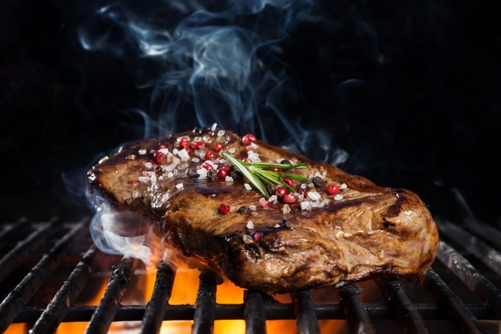 Il Fuoco che unisce: Perché la nostra grigliata non esclude nessuno