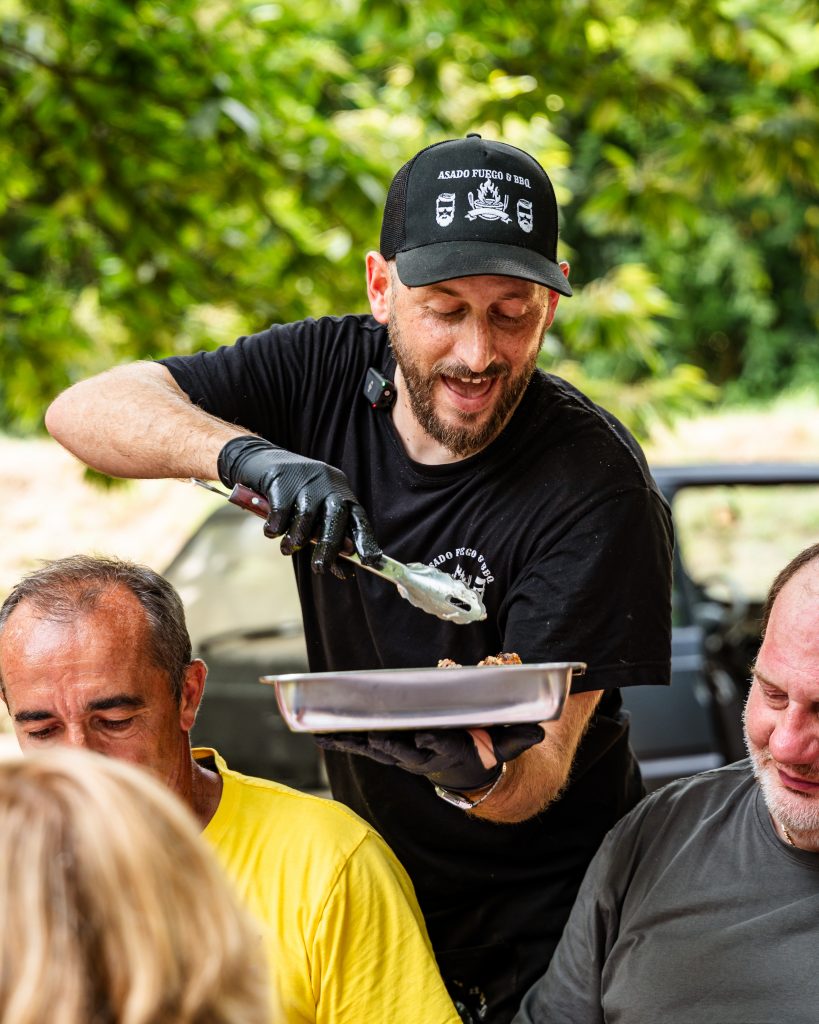 Il Codice Etico del Grigliatore: 5 Regole d’Oro per gli Amici (se volete essere invitati di nuovo!)